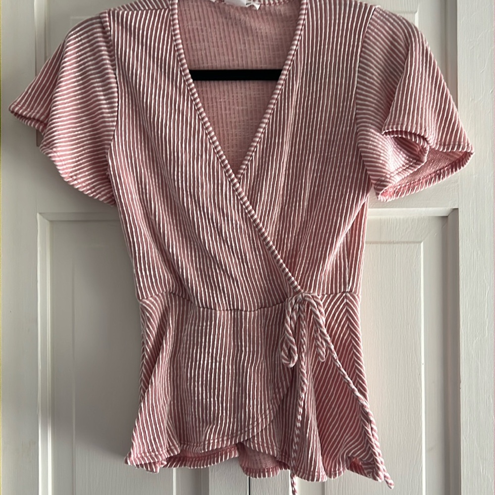 Cute pink/white striped top